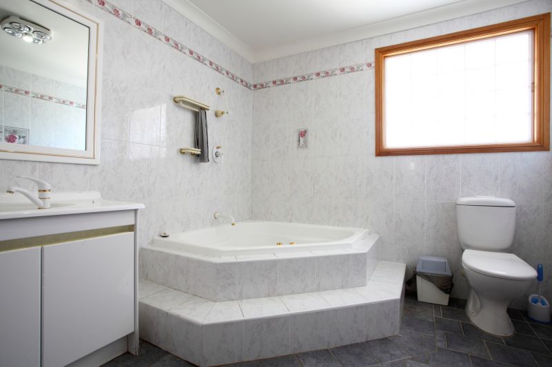 Cost of Bathtub Installation in Merrill, WI
